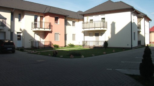   - Luxor Apartman Hajdúszoboszló