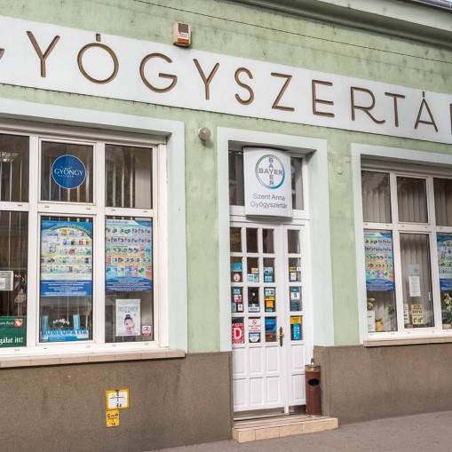   - Szent Anna Gyógyszertár